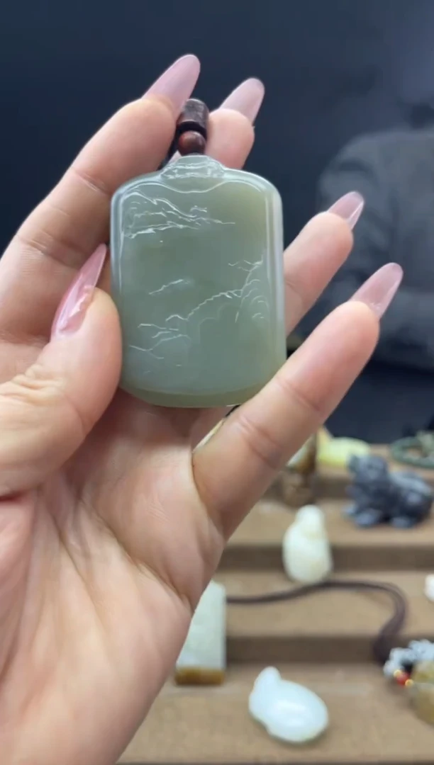 颈饰未镶嵌和田玉1