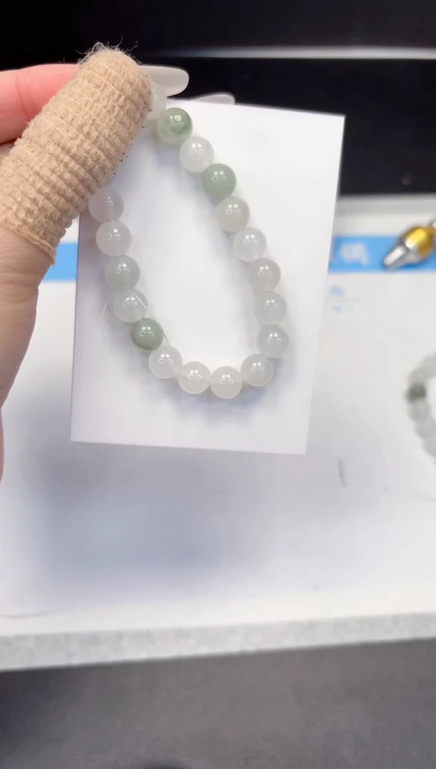 【闪购商品】石英质玉手镯未镶嵌手串