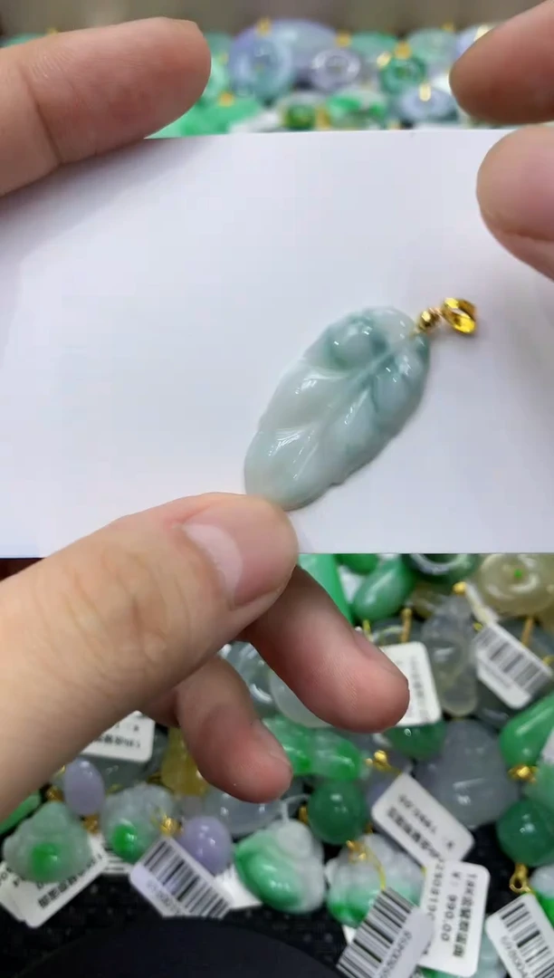 颈饰未镶嵌翡翠天然缅甸翡翠A货
