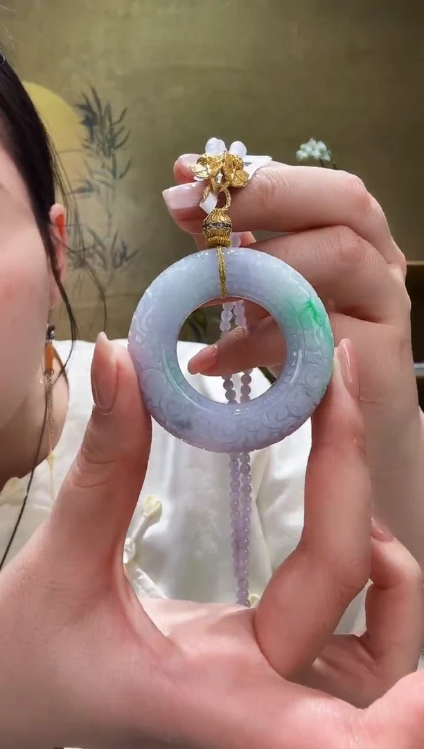 颈饰未镶嵌翡翠吊坠