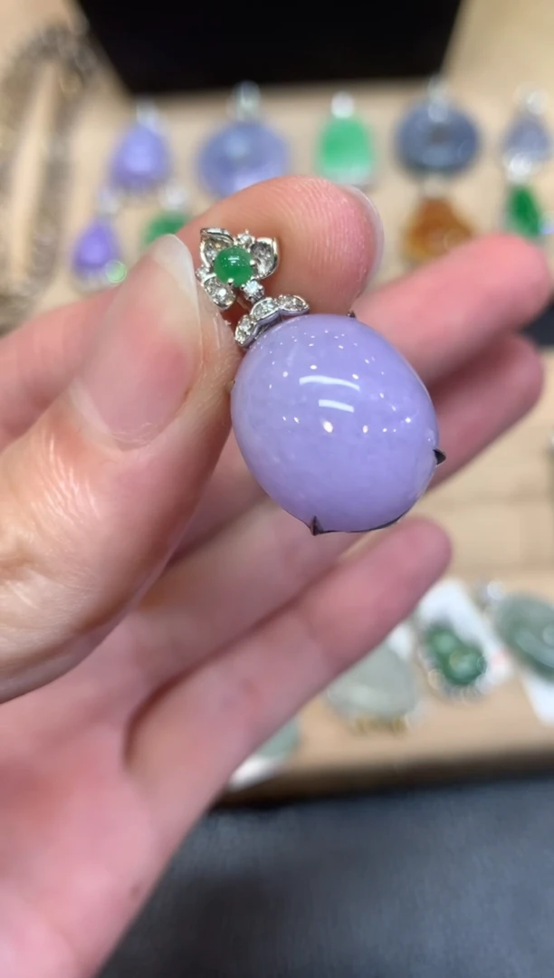 翡翠18K金镶嵌颈饰蛋面【无服务费】