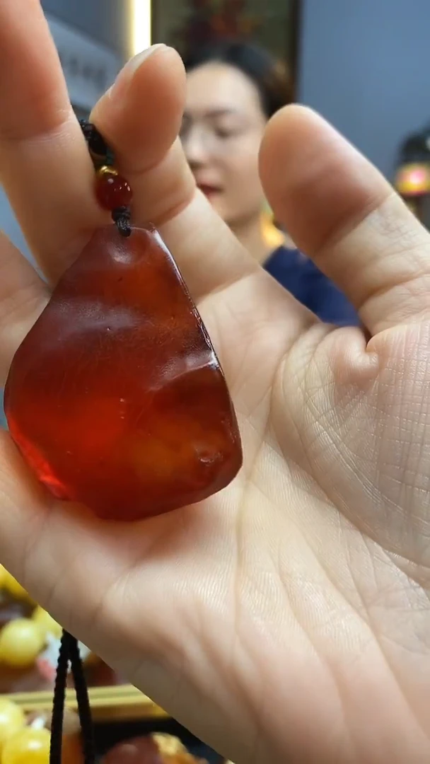 琥珀颈饰未镶嵌吊坠