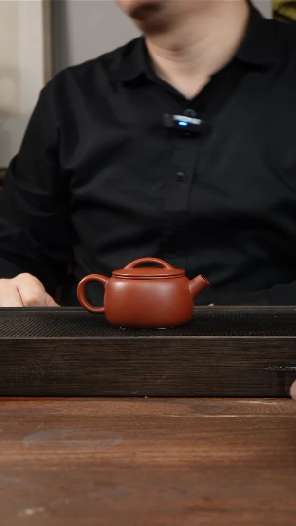 茶杯紫砂城**走朱泥新款 炮嘴汉瓦  ！   150CC