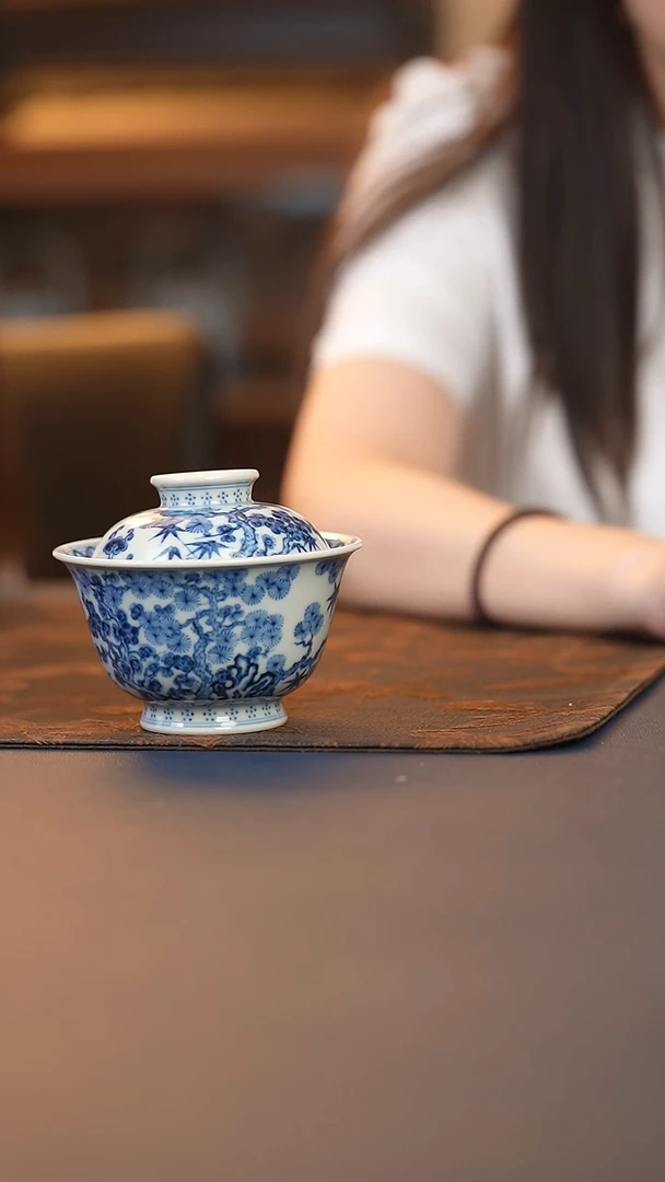 成蕴松竹梅二才盖碗