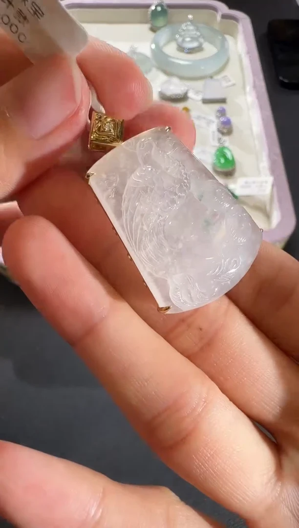 【闪购商品】翡翠吊坠(不含链)18K金镶嵌【源头工厂】钻石镶嵌