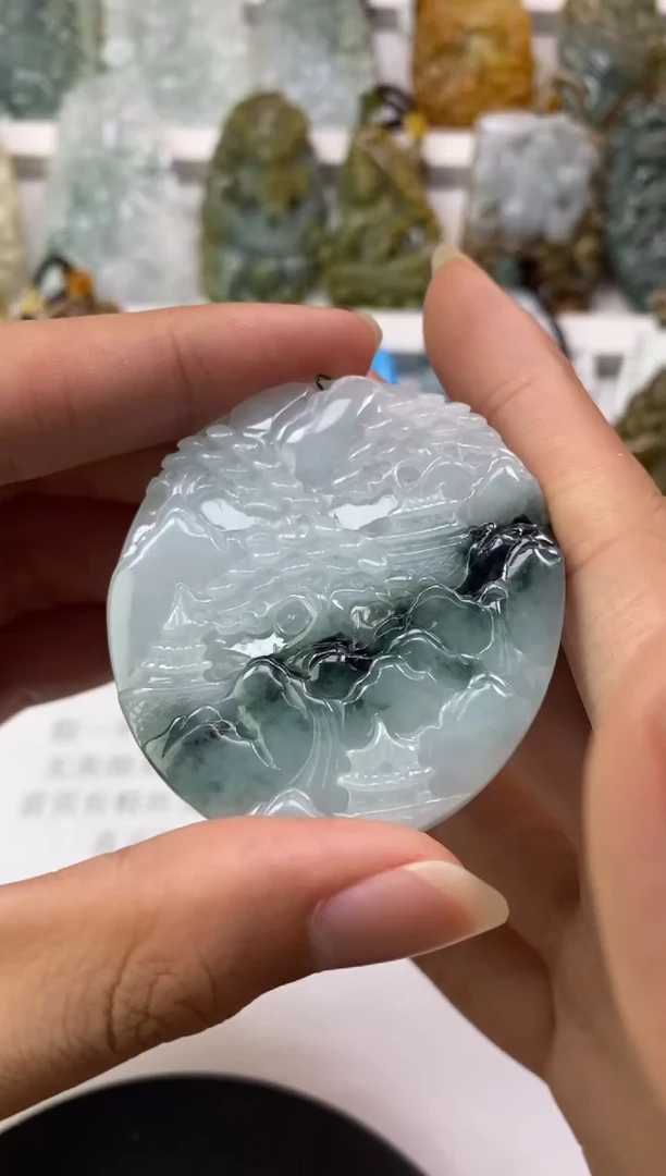 颈饰未镶嵌翡翠双*座天然翡翠