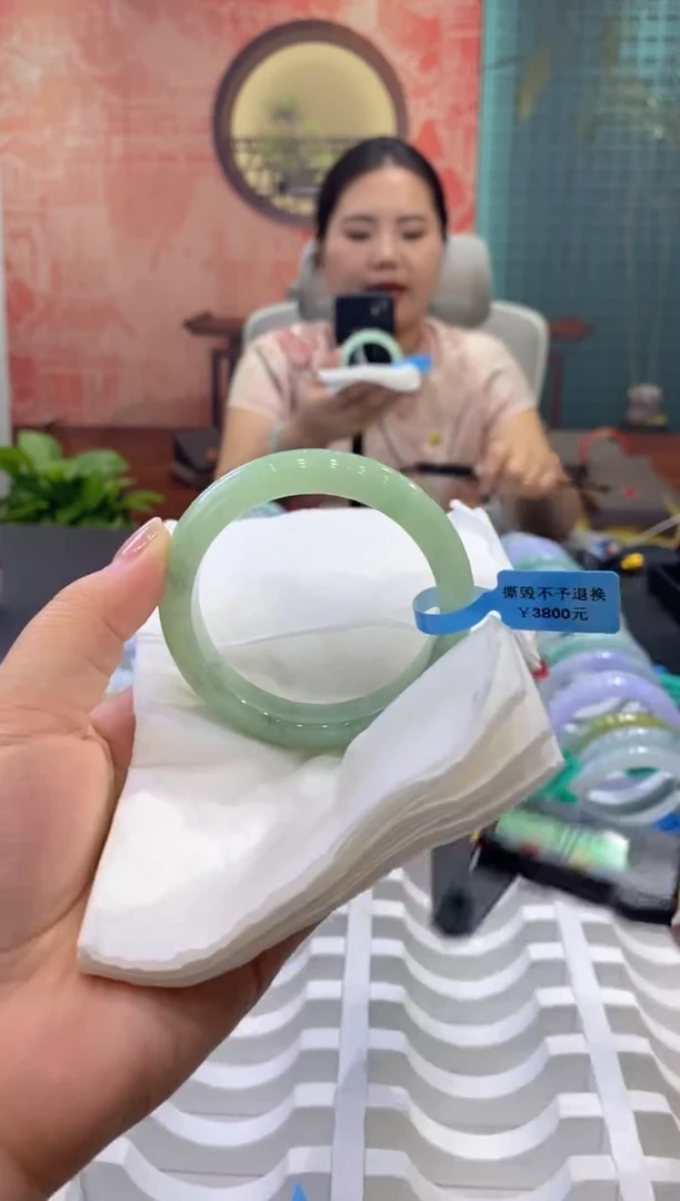 未镶嵌手镯翡翠多人000200151
