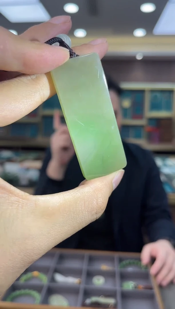 吊坠(不含链)未镶嵌和田玉一个