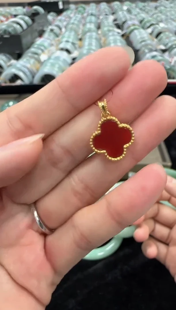 【闪购商品】玛瑙/玉髓吊坠18K金镶嵌000002