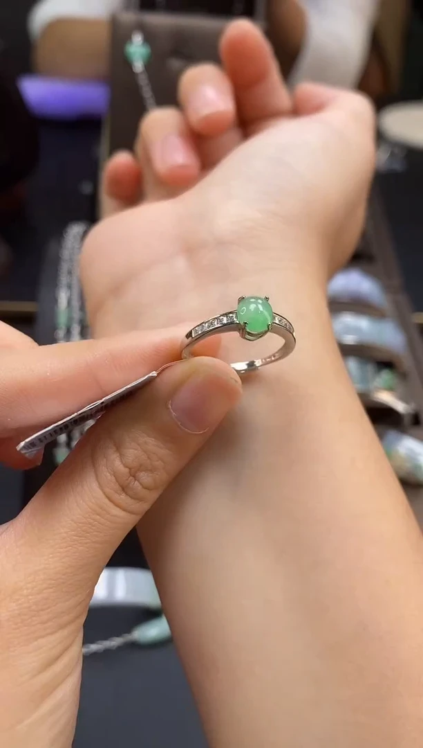 颈饰银S925镶嵌翡翠净货14210