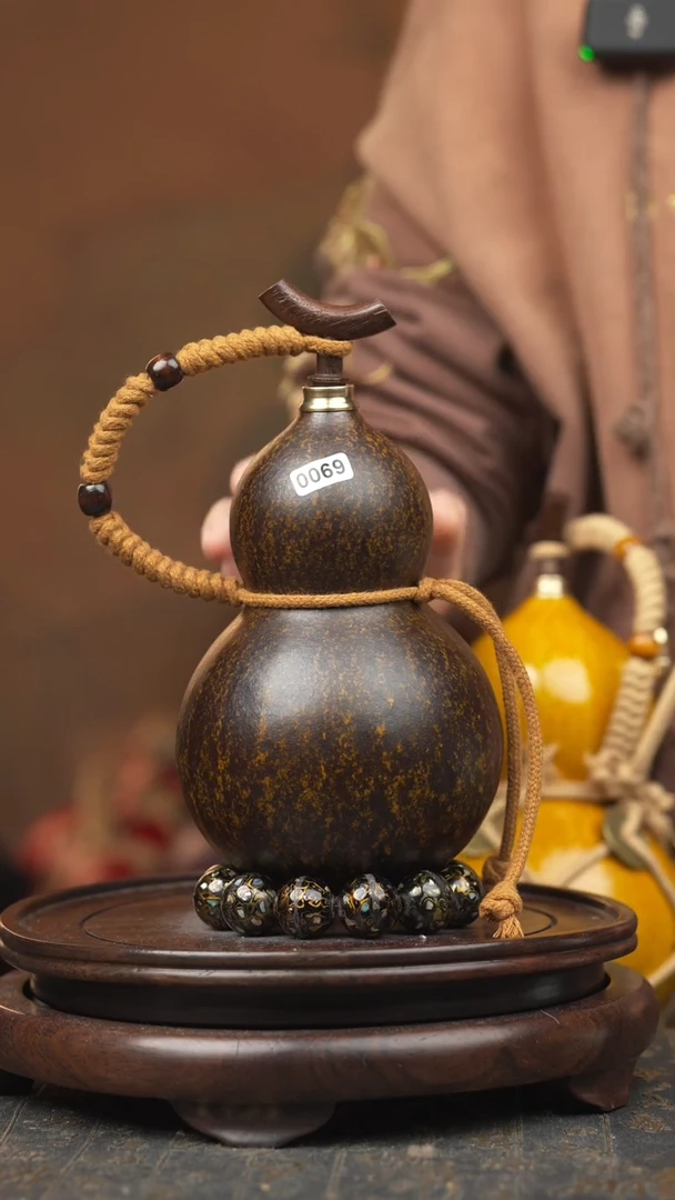 69号葫芦一物一拍  拍拍退退限购拉黑