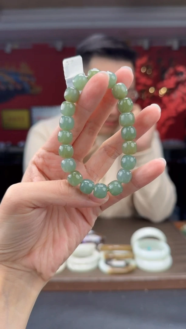 未镶嵌手串和田玉且末瓷蓝带糖单圈手串