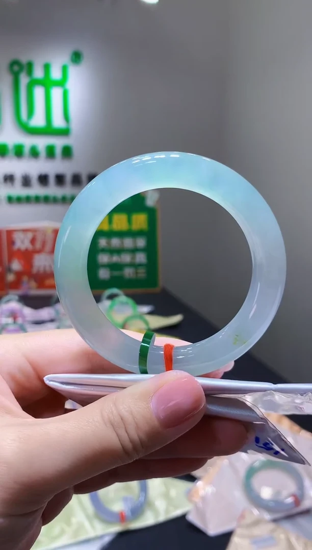 未镶嵌手镯翡翠k4天然A货缅甸翡翠55总价15万定金2万