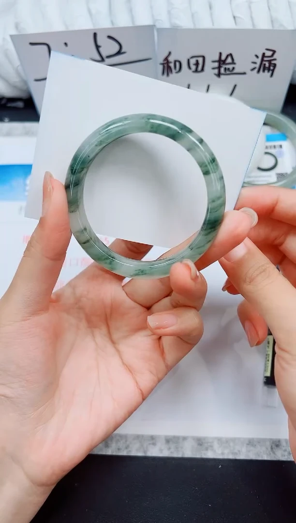 石英质玉手镯未镶嵌A107-53.7