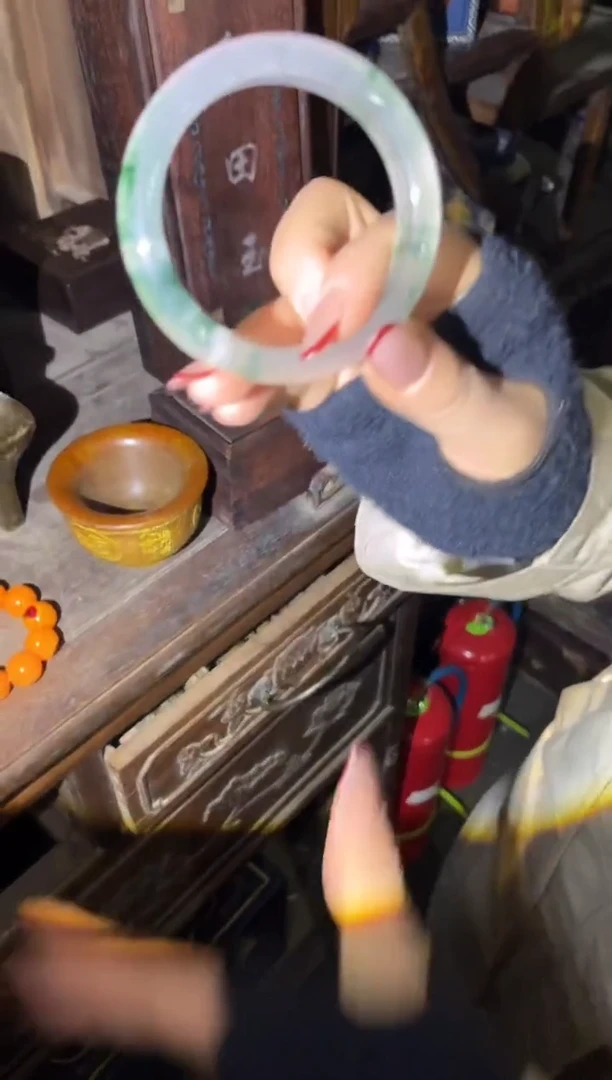 【闪购商品】翡翠手镯未镶嵌86合合合合合合合合