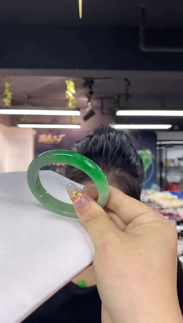 @****@闪购链接 55圈口未镶嵌多样性发其一颜色微差（72）