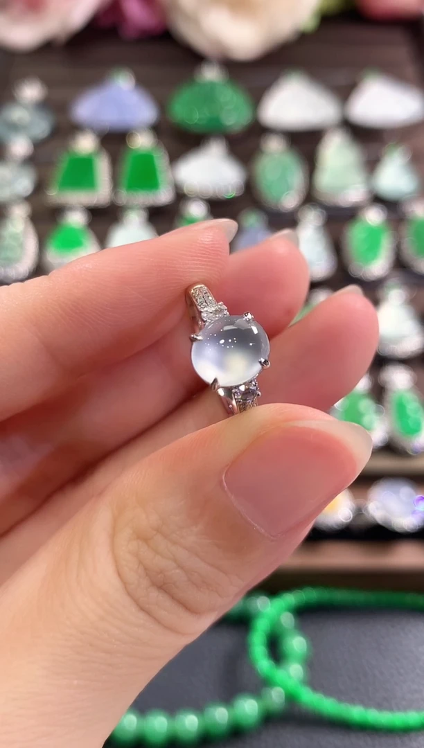 18K金镶嵌戒指翡翠d41