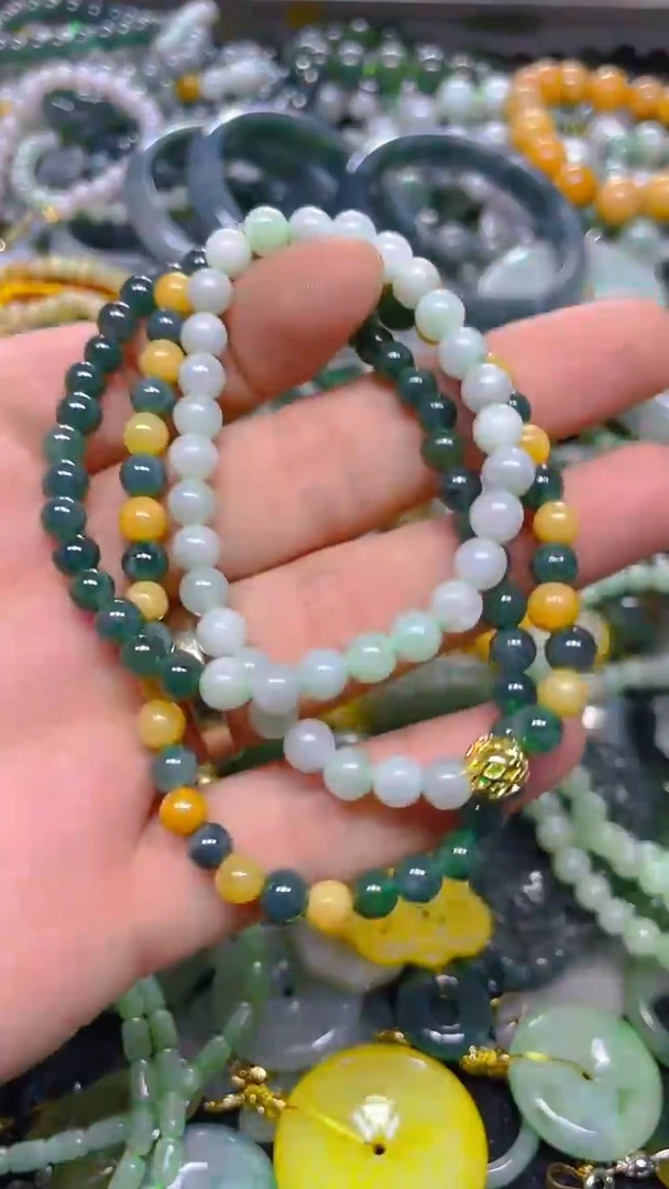 颈饰未镶嵌翡翠6mm/ U /翡翠A货，一件也是批发价
