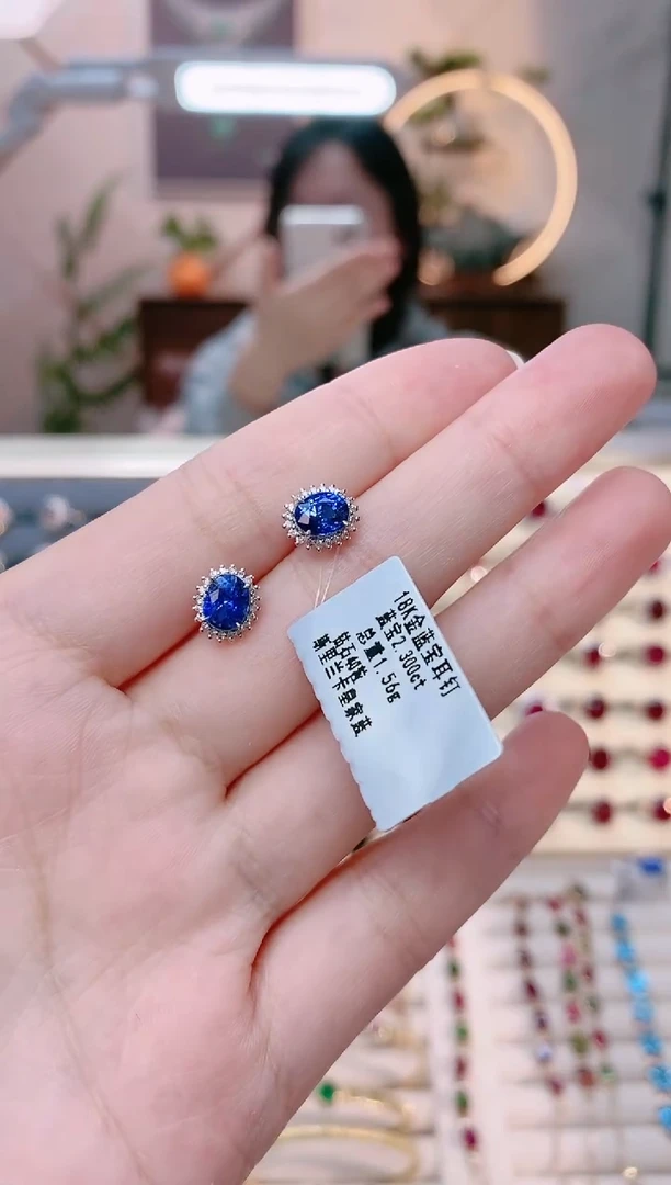 【闪购商品】蓝宝石18K金耳饰18K金镶嵌1