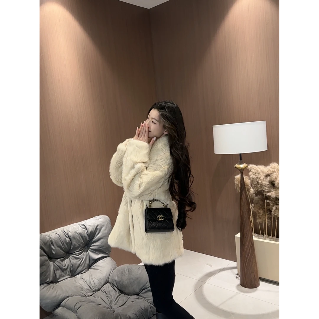 發發·FUFU2024新款翻领兔毛时尚59167韩版皮毛一体外套