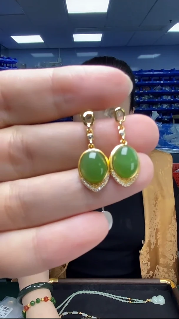 银S925镶嵌和田玉耳饰EZ5542