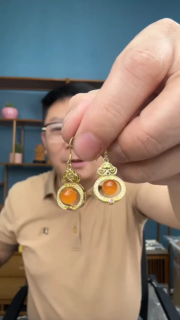 未镶嵌琥珀裸石16（有瑕介意勿拍）