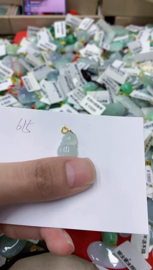 颈饰未镶嵌翡翠111111