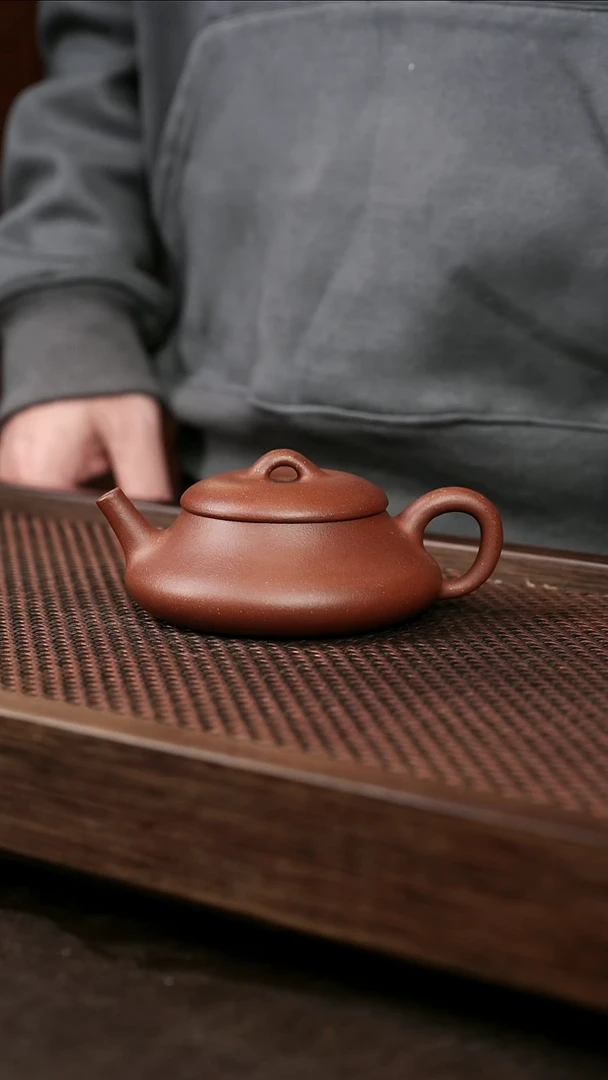 茶壶紫砂红降坡剑瓢