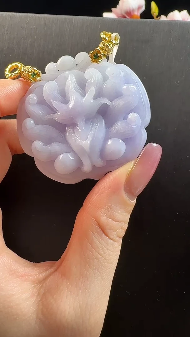 颈饰未镶嵌翡翠九尾
