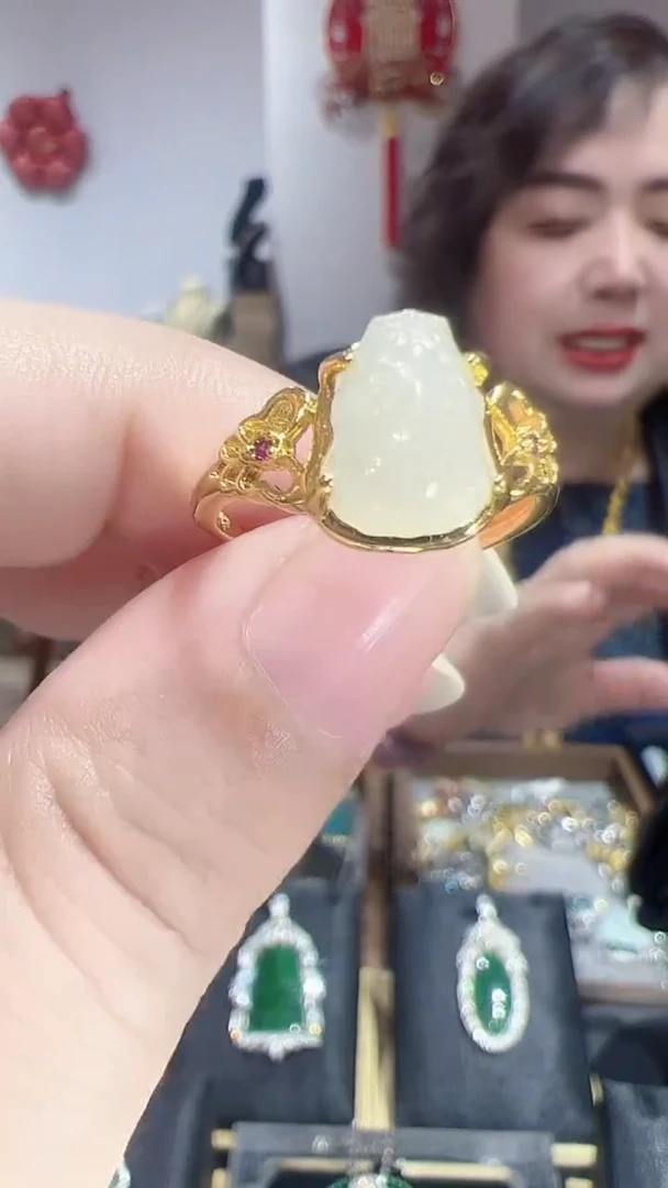 未镶嵌戒指和田玉202592508