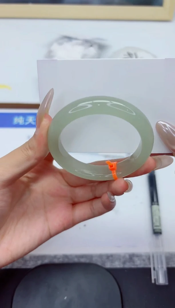 未镶嵌手镯石英质玉A111-50