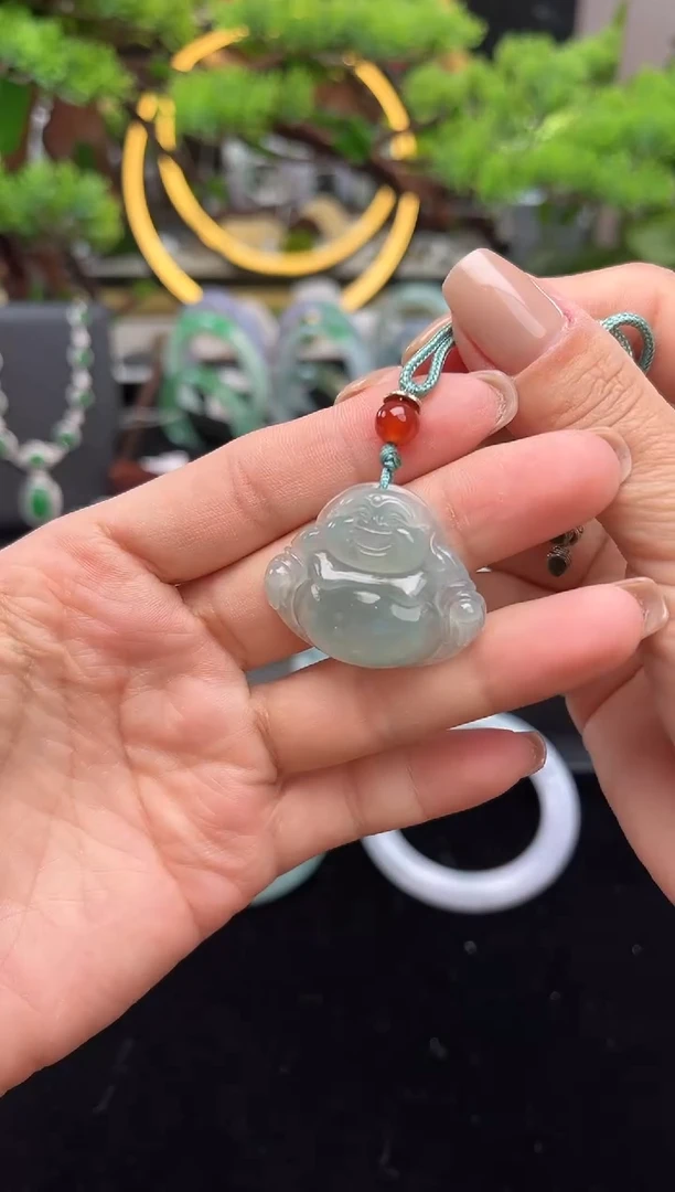 颈饰未镶嵌翡翠吊坠