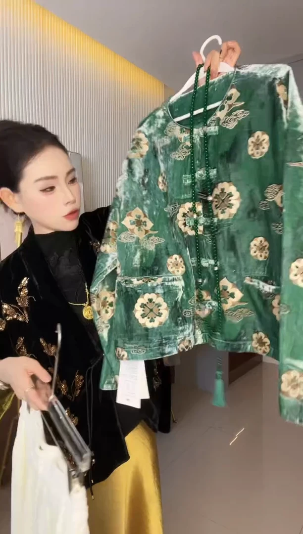 8110 烧花外套 绿 XL120-130