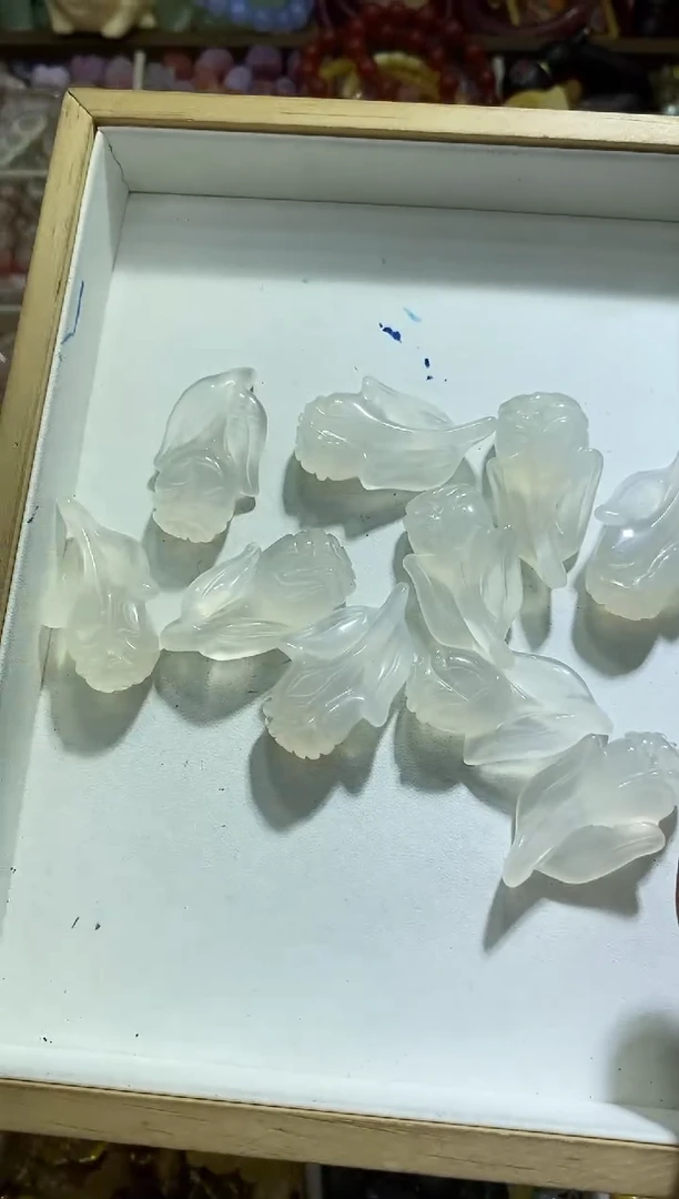 未镶嵌玛瑙/玉髓珠宝半成品玛瑙玫瑰花