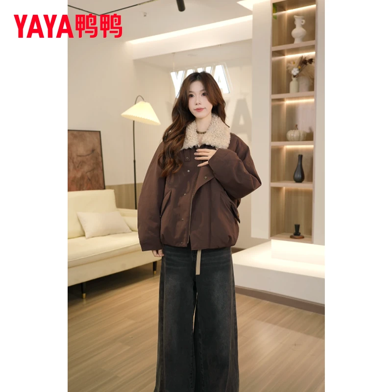 YAYA/鸭鸭香香厚款百搭宽松立领保暖休闲秋冬巴恩风毛毛领羽绒服