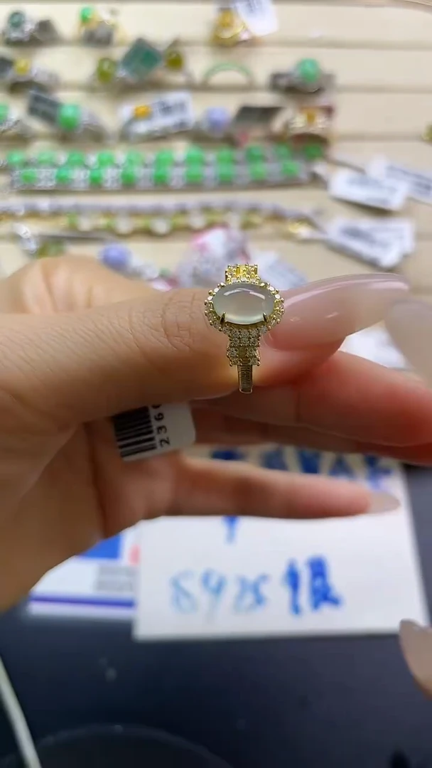 银S925镶嵌戒指翡翠翡翠 蛋面 银S925镶嵌