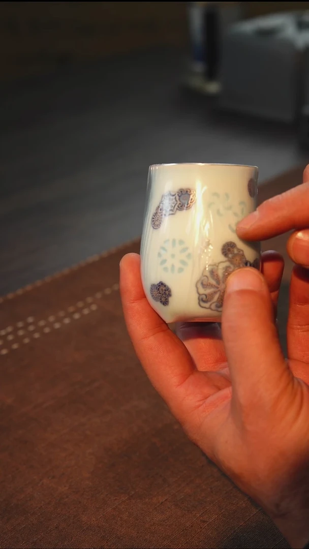 瓷鎏银-玲珑瓷皮球花主人杯