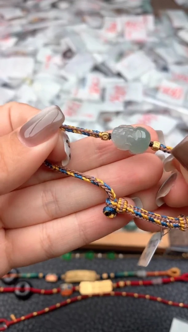 未镶嵌挂件翡翠一