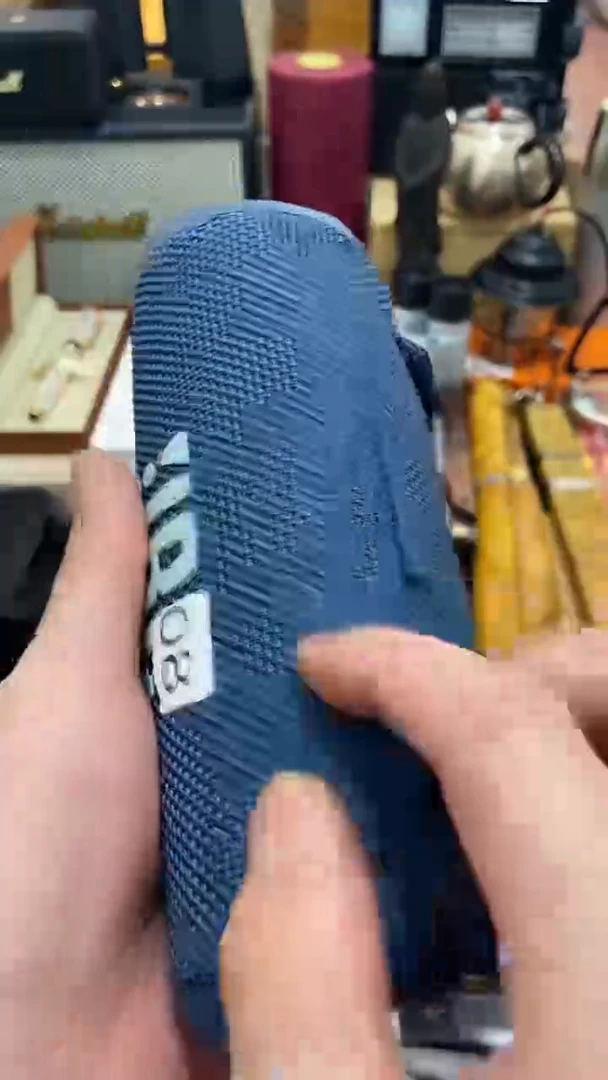 瓷片闪购商品  如图所示