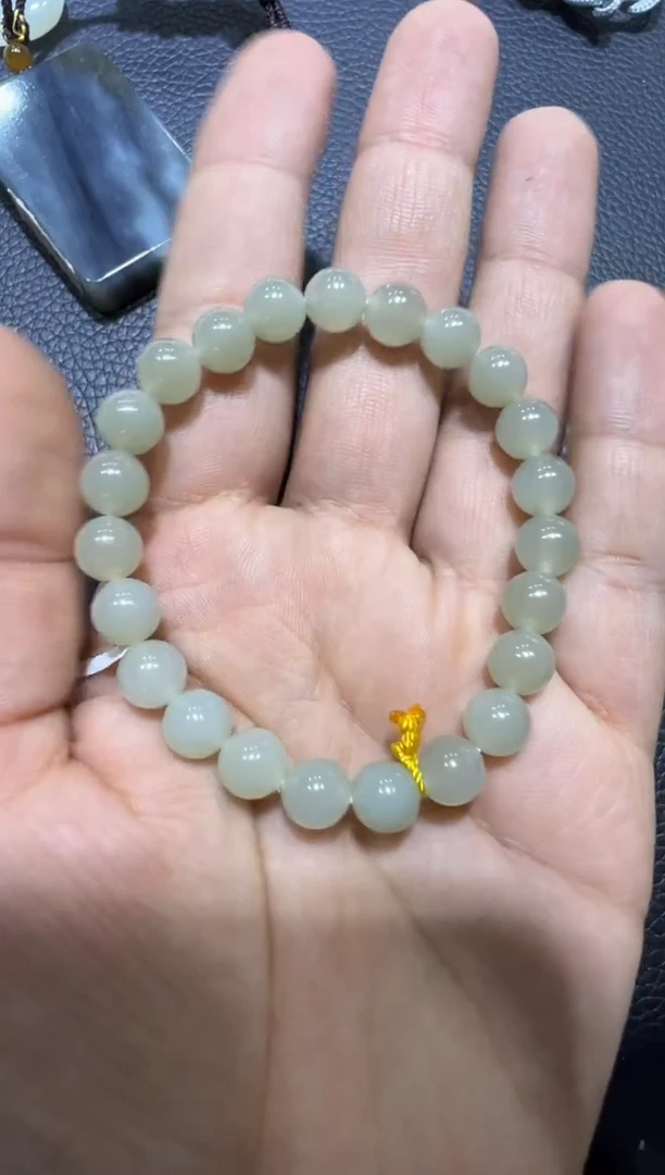 未镶嵌手串和田玉且末近矿啊高勤白手串（产地直发）