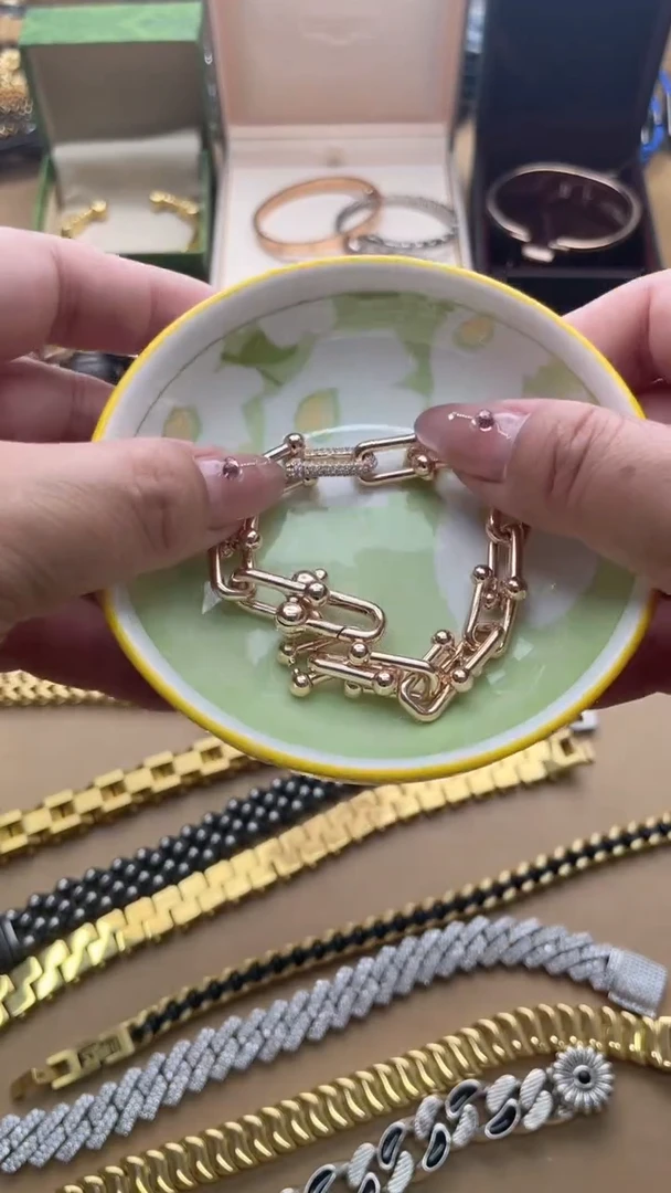 瓷片AAAAAAAAAAAAAAAAAAAAAAAAAA