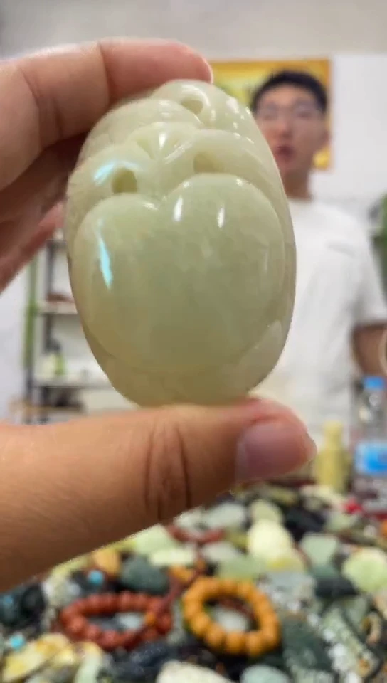 未镶嵌岫玉手把