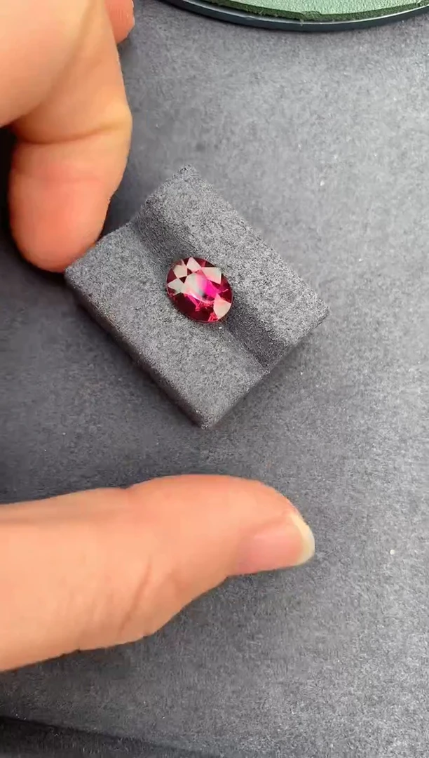 【闪购商品】碧玺裸石未镶嵌2.5ct碧玺