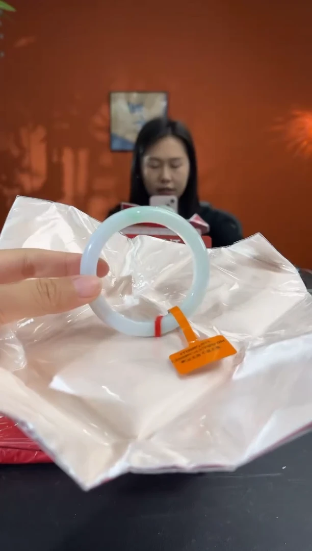 未镶嵌手镯翡翠9
