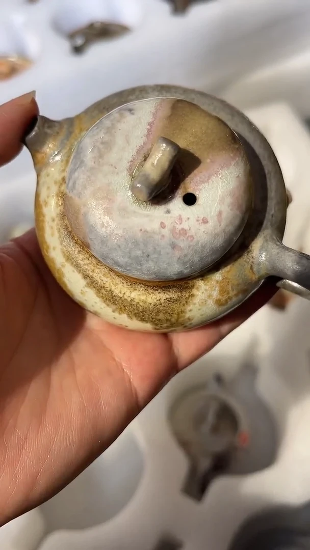 壶1号容量100-110ML中白泥