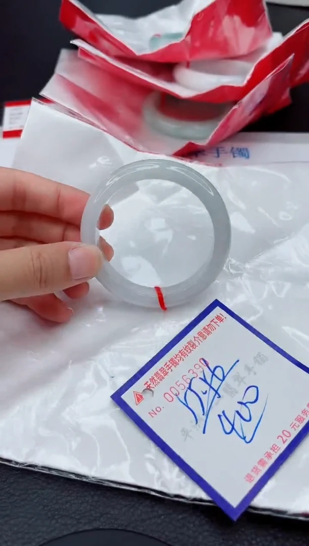翡翠手镯未镶嵌1111111111