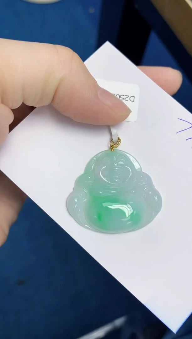 颈饰18K金镶嵌翡翠天然缅甸翡翠A货翡翠百元以上9元证书费自理