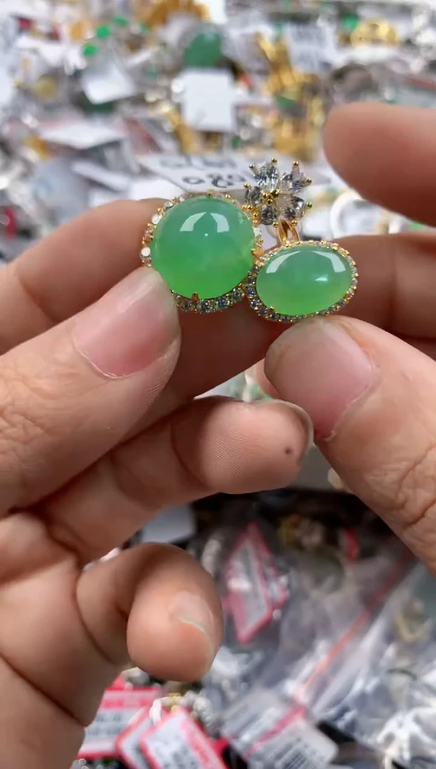 银S925镶嵌戒指翡翠666             8