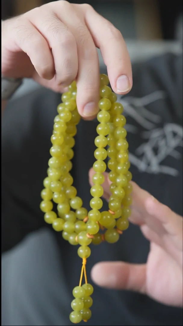 未镶嵌岫玉颈饰108粒卡10