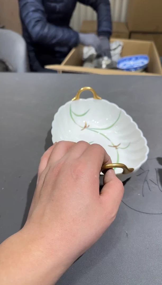 【闪购商品】杯小四孤品收藏中古品